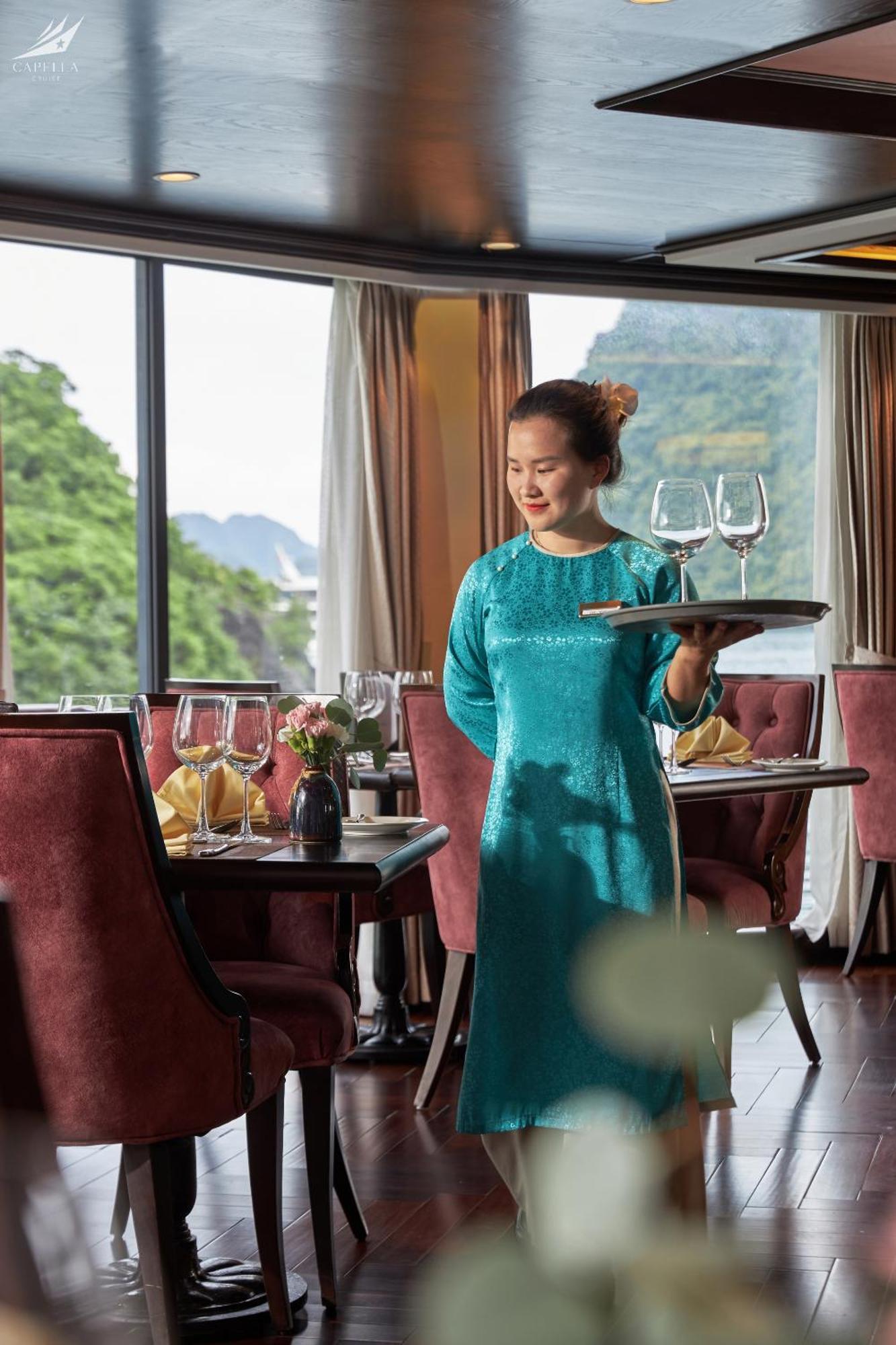 Hotel Halong Capella Cruise - Member Of Lyra Cruise Collection Hạ Long Exterior foto